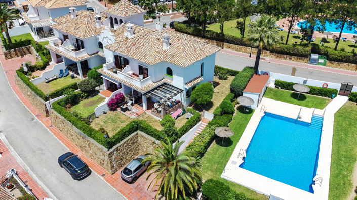 Image No.4-3 Bed Townhouse for sale