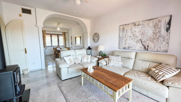 Image No.9-3 Bed Townhouse for sale