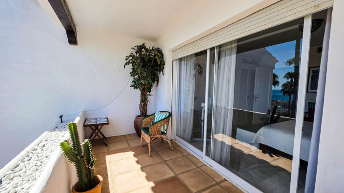 Image No.25-3 Bed Townhouse for sale