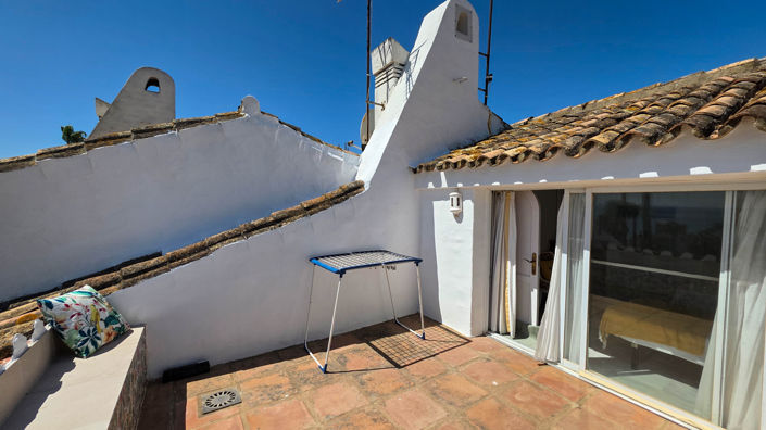 Image No.30-3 Bed Townhouse for sale