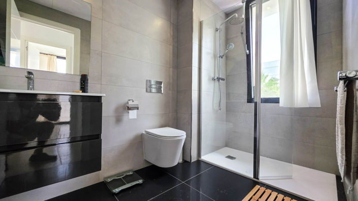 Image No.23-3 Bed Villa for sale