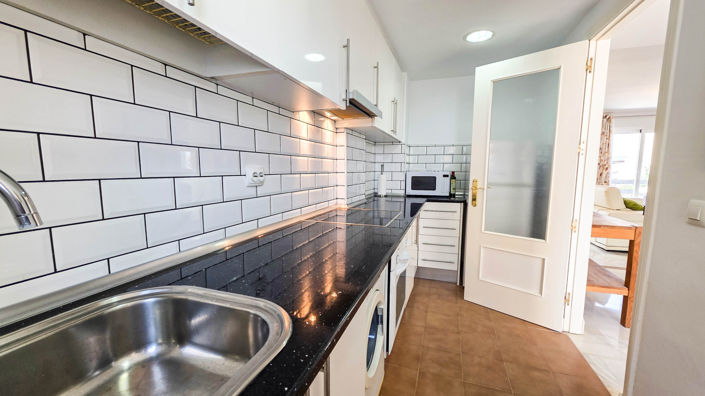 Image No.4-3 Bed Property for sale