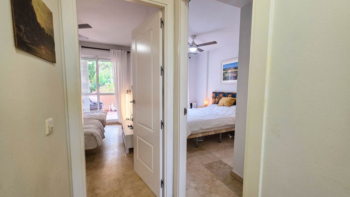 Image No.24-2 Bed Property for sale