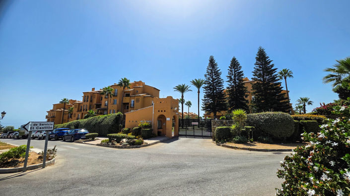 Image No.31-3 Bed Property for sale