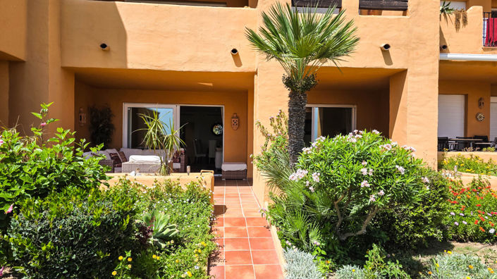Image No.10-3 Bed Property for sale