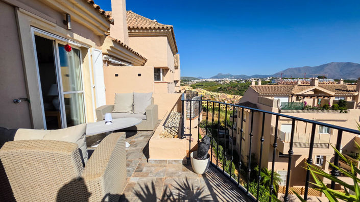 Image No.13-3 Bed Property for sale