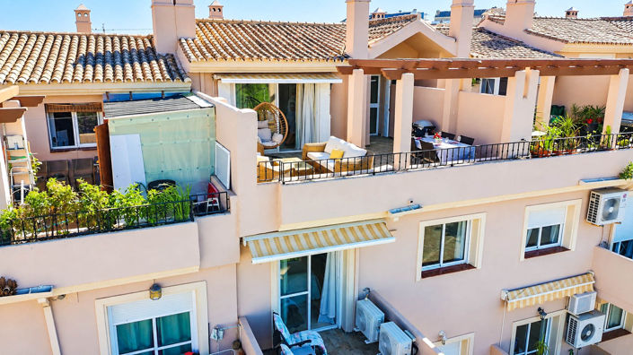 Image No.23-3 Bed Property for sale