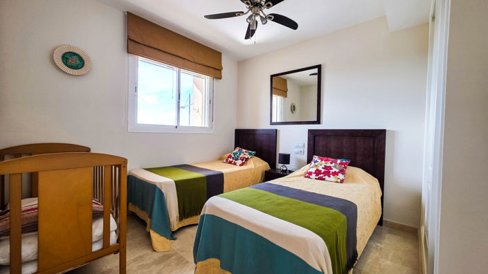 Image No.35-4 Bed House for sale