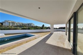Image No.5-Propriété de 4 chambres à vendre à Duquesa