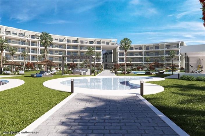 Image No.9-Propriété de 2 chambres à vendre à La Duquesa