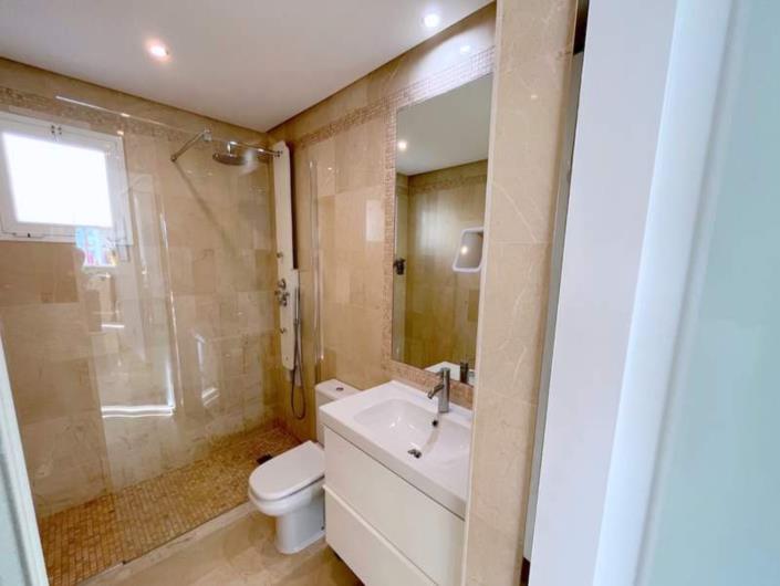 Image No.17-3 Bed Apartment for sale