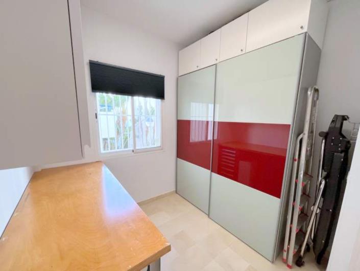 Image No.12-3 Bed Apartment for sale