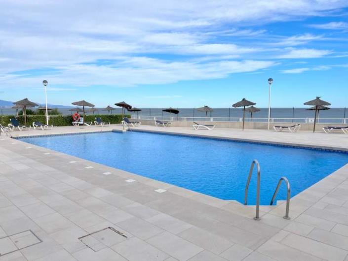 Image No.29-3 Bed Apartment for sale