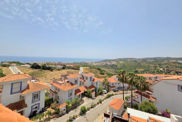 Image No.26-3 Bed Penthouse for sale