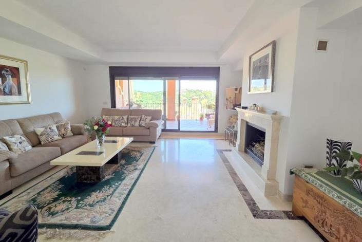 Image No.3-3 Bed Townhouse for sale