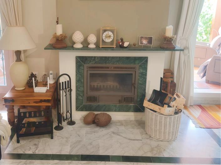 Image No.10-3 Bed Apartment for sale