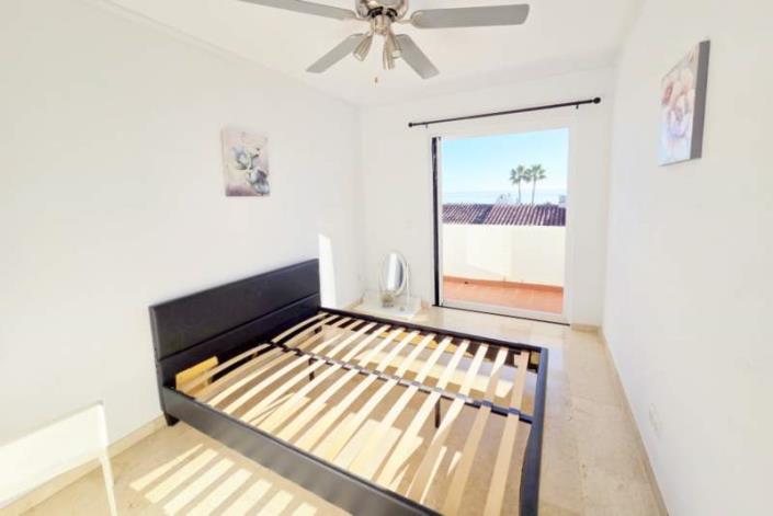 Image No.16-3 Bed House for sale