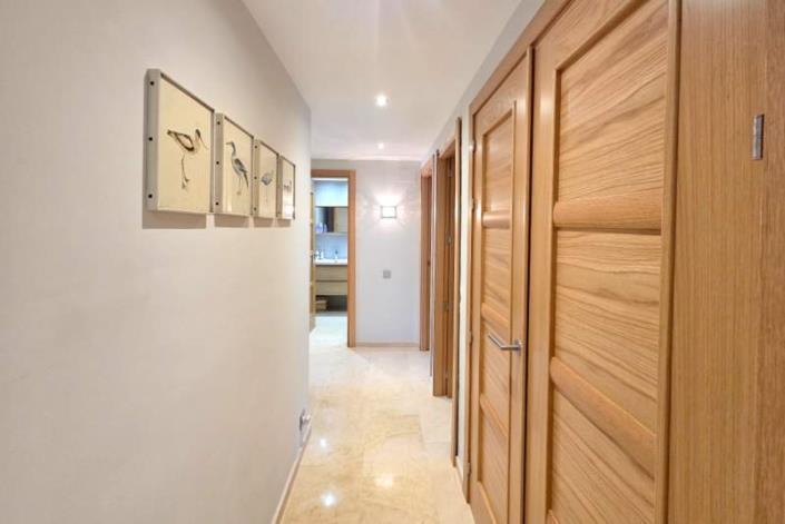 Image No.12-3 Bed Apartment for sale