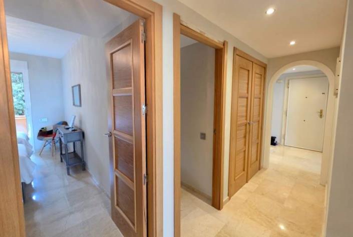 Image No.19-3 Bed Apartment for sale