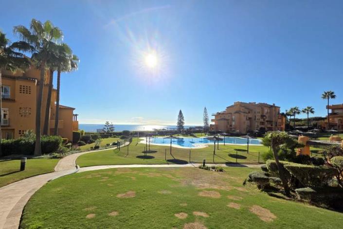 Image No.29-3 Bed Apartment for sale