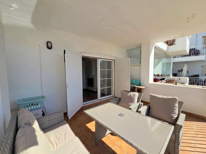 Image No.25-2 Bed Apartment for sale
