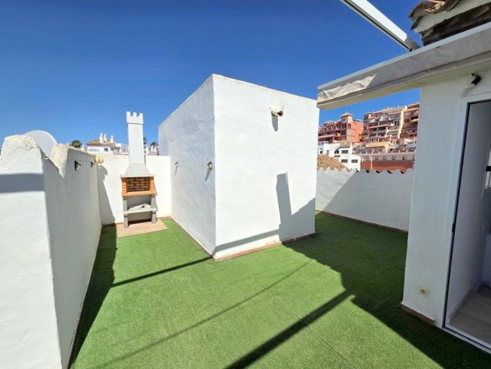 Image No.21-2 Bed Apartment for sale