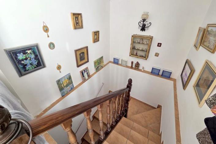 Image No.8-2 Bed Villa / Detached for sale