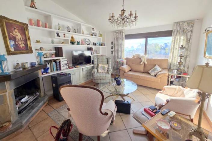 Image No.3-2 Bed Villa / Detached for sale