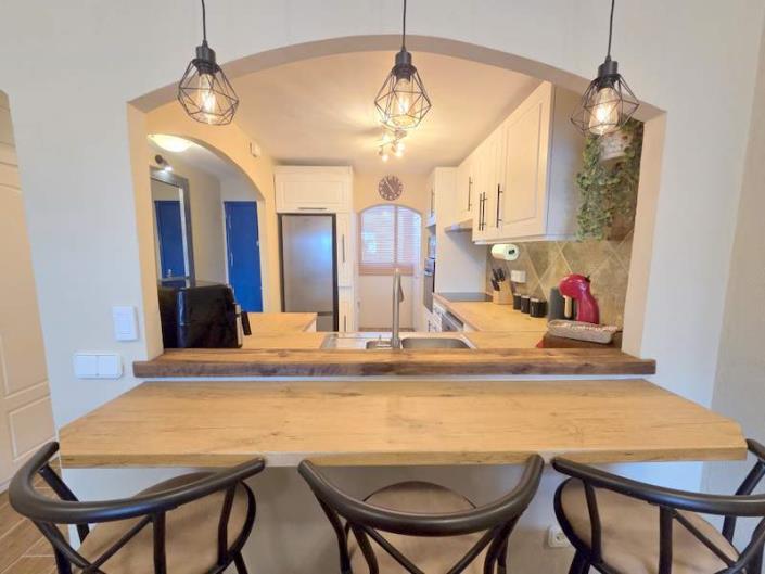 Image No.9-2 Bed Apartment for sale