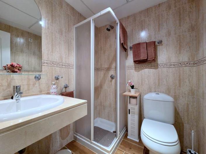 Image No.16-2 Bed Apartment for sale