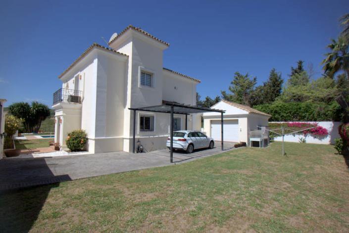 Image No.16-4 Bed Villa / Detached for sale