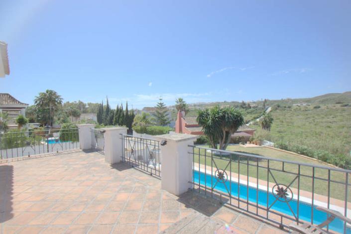 Image No.20-4 Bed Villa / Detached for sale