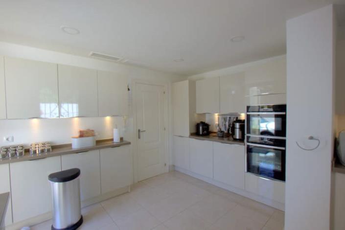 Image No.9-4 Bed Villa / Detached for sale