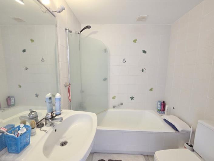 Image No.13-3 Bed Townhouse for sale