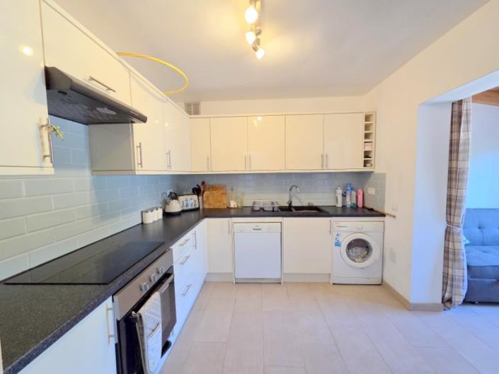 Image No.7-3 Bed Townhouse for sale