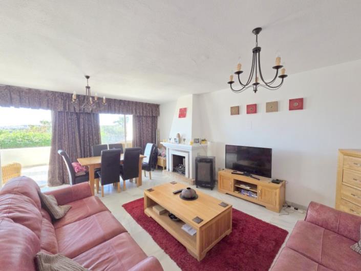 Image No.2-3 Bed Townhouse for sale