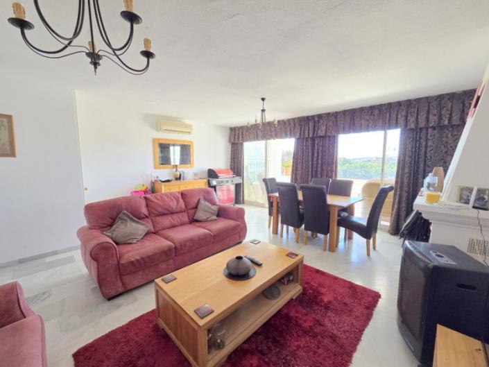 Image No.3-3 Bed Townhouse for sale