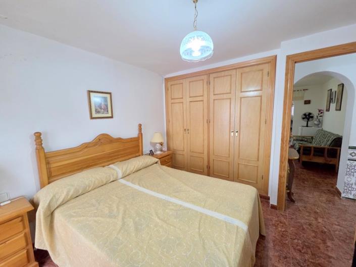 Image No.12-3 Bed Apartment for sale