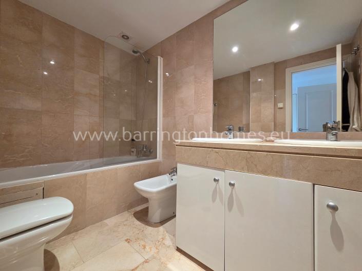 Image No.13-3 Bed Apartment for sale