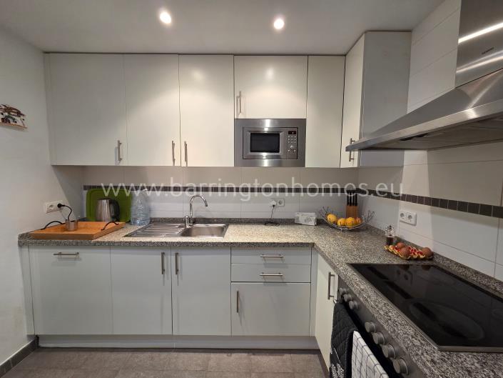 Image No.6-3 Bed Apartment for sale