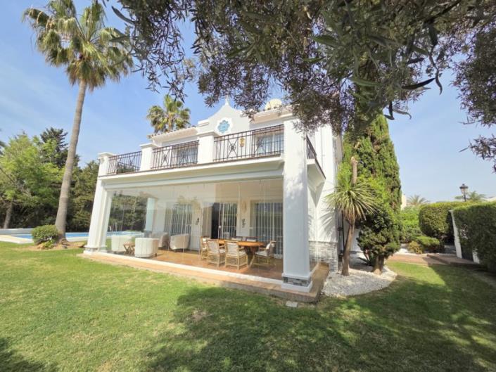 Image No.32-4 Bed Villa / Detached for sale