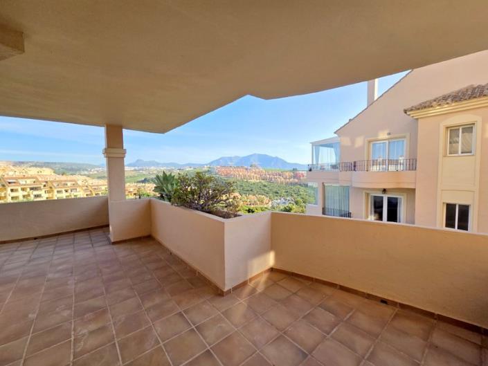 Image No.21-3 Bed Apartment for sale