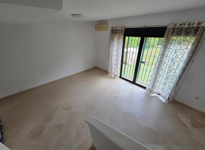 Image No.4-3 Bed Townhouse for sale