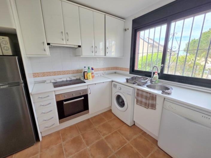 Image No.5-3 Bed Townhouse for sale