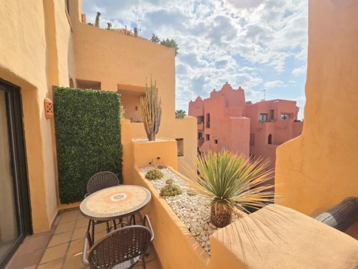 Image No.18-2 Bed Apartment for sale