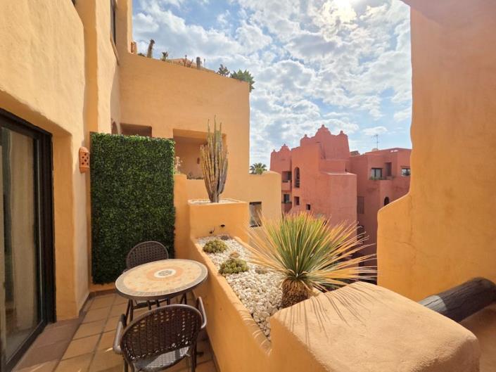 Image No.19-2 Bed Apartment for sale