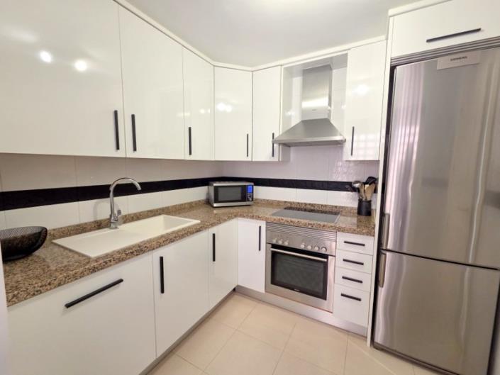 Image No.8-2 Bed Apartment for sale