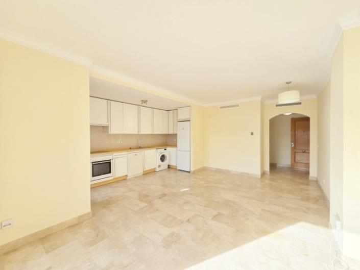 Image No.6-Appartement de 2 chambres à vendre à Estepona