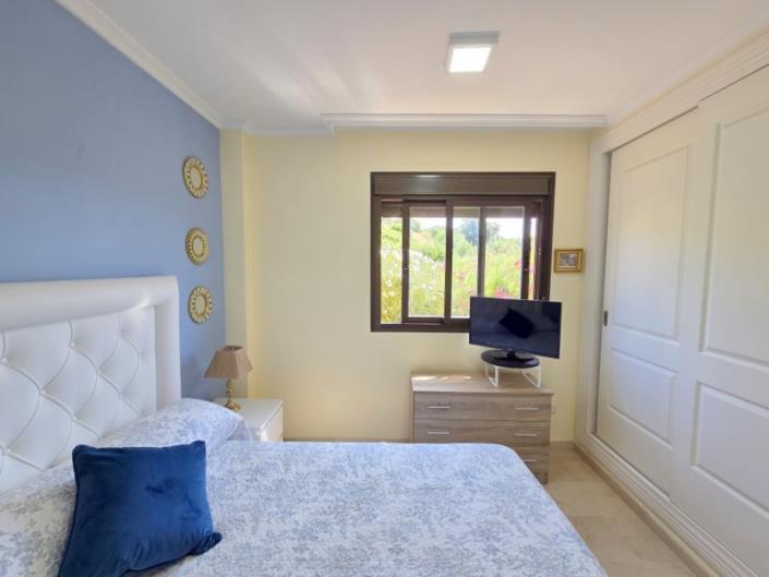 Image No.12-2 Bed Apartment for sale