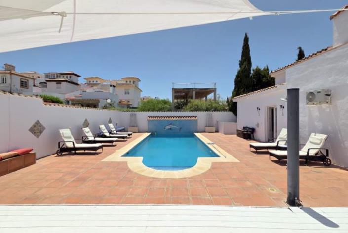 Image No.26-5 Bed Villa / Detached for sale